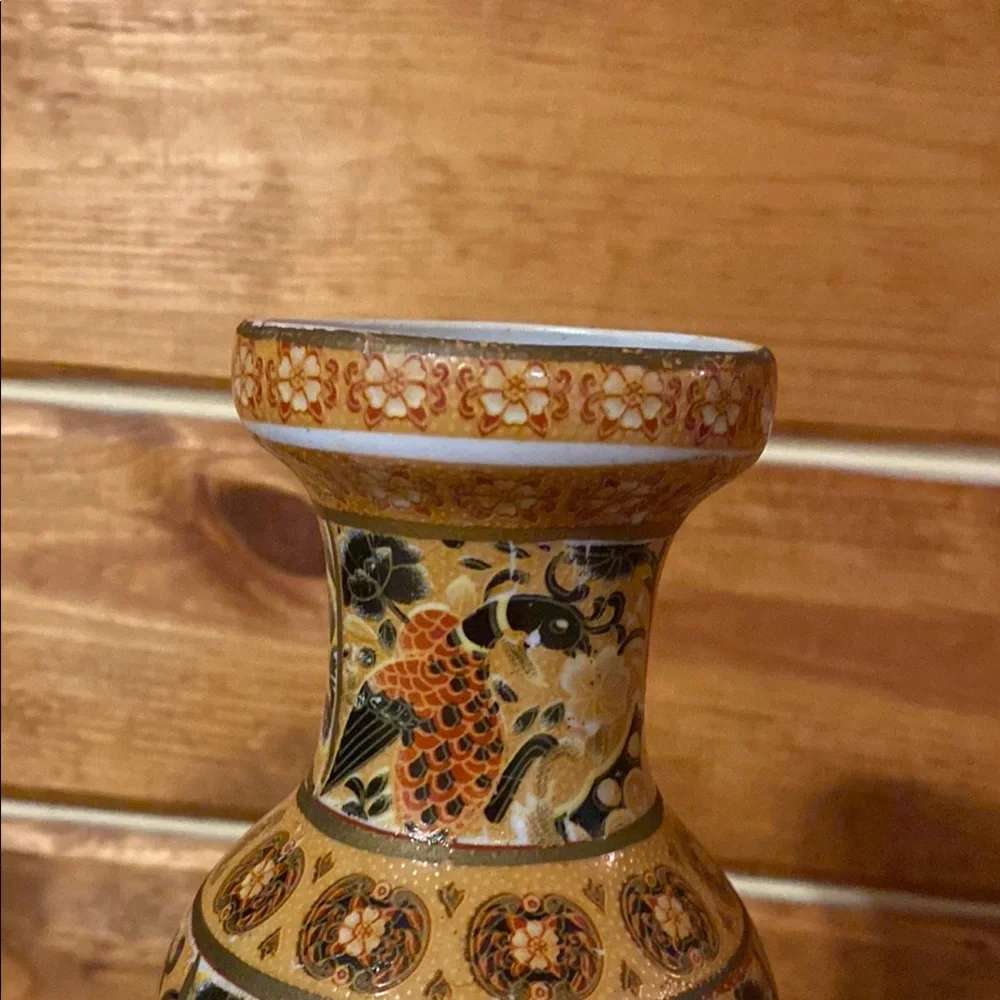 Phoenix Bird Vase Flowers Feathers Raised Designs Chinese Vintage 9.5” tall - Picture 3 of 9